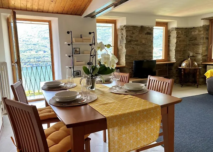 Holiday Home With Lake-View -Breck&Fest